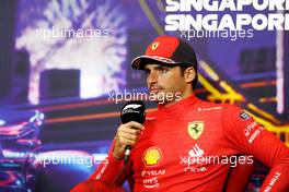 Carlos Sainz Jr (ESP) Ferrari in the post race FIA Press Conference. 02.10.2022. Formula 1 World Championship, Rd 17, Singapore Grand Prix, Marina Bay Street Circuit, Singapore, Race Day.
