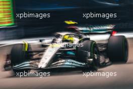 Lewis Hamilton (GBR) Mercedes AMG F1 W13. 02.10.2022. Formula 1 World Championship, Rd 17, Singapore Grand Prix, Marina Bay Street Circuit, Singapore, Race Day.