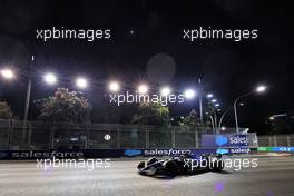 Alexander Albon (THA) Williams Racing FW44. 02.10.2022. Formula 1 World Championship, Rd 17, Singapore Grand Prix, Marina Bay Street Circuit, Singapore, Race Day.