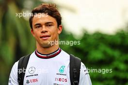 Nyck de Vries (NLD) Mercedes AMG F1 Test and Reserve Driver. 01.10.2022. Formula 1 World Championship, Rd 17, Singapore Grand Prix, Marina Bay Street Circuit, Singapore, Qualifying Day.