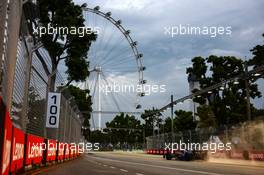 Nicholas Latifi (CDN), Williams Racing  01.10.2022. Formula 1 World Championship, Rd 17, Singapore Grand Prix, Marina Bay Street Circuit, Singapore, Qualifying Day.