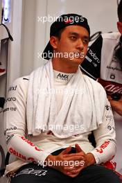 Guanyu Zhou (CHN) Alfa Romeo F1 Team. 01.10.2022. Formula 1 World Championship, Rd 17, Singapore Grand Prix, Marina Bay Street Circuit, Singapore, Qualifying Day.