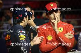 Sergio Perez (MEX), Red Bull Racing and Charles Leclerc (FRA), Scuderia Ferrari  01.10.2022. Formula 1 World Championship, Rd 17, Singapore Grand Prix, Marina Bay Street Circuit, Singapore, Qualifying Day.