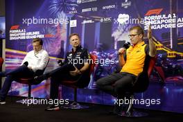 (L to R): Jost Capito (GER) Williams Racing Chief Executive Officer; Christian Horner (GBR) Red Bull Racing Team Principal; and Andreas Seidl, McLaren Managing Director, in the FIA Press Conference. 01.10.2022. Formula 1 World Championship, Rd 17, Singapore Grand Prix, Marina Bay Street Circuit, Singapore, Qualifying Day.