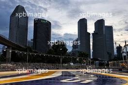Charles Leclerc (MON) Ferrari F1-75. 01.10.2022. Formula 1 World Championship, Rd 17, Singapore Grand Prix, Marina Bay Street Circuit, Singapore, Qualifying Day.