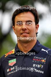 Sergio Perez (MEX) Red Bull Racing. 29.09.2022. Formula 1 World Championship, Rd 17, Singapore Grand Prix, Marina Bay Street Circuit, Singapore, Preparation Day.