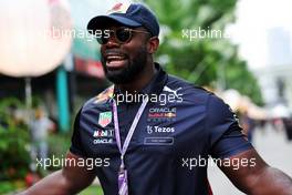 Micah Richards (GBR) Former Professional Football Player. 29.09.2022. Formula 1 World Championship, Rd 17, Singapore Grand Prix, Marina Bay Street Circuit, Singapore, Preparation Day.