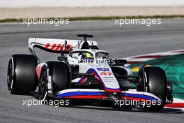 Mick Schumacher (GER) Haas VF-22. 24.02.2022. Formula One Testing, Day Two, Barcelona, Spain. Thursday.
