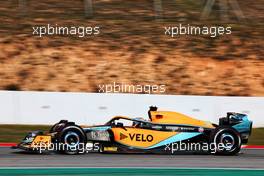 Daniel Ricciardo (AUS) McLaren MCL36. 24.02.2022. Formula One Testing, Day Two, Barcelona, Spain. Thursday.