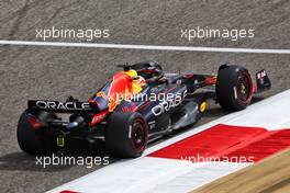 Max Verstappen (NLD) Red Bull Racing RB18. 11.03.2022. Formula 1 Testing, Sakhir, Bahrain, Day Two.
