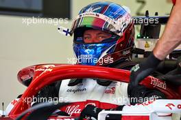 Valtteri Bottas (FIN) Alfa Romeo F1 Team C42. 11.03.2022. Formula 1 Testing, Sakhir, Bahrain, Day Two.