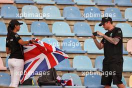 Circuit atmosphere - fans in the grandstand. 11.03.2022. Formula 1 Testing, Sakhir, Bahrain, Day Two.