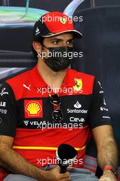 Carlos Sainz Jr (ESP) Ferrari in the FIA Press Conference. 11.03.2022. Formula 1 Testing, Sakhir, Bahrain, Day Two.