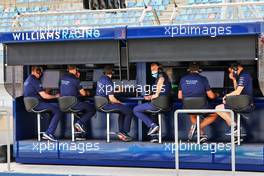 Williams Racing pit gantry. 10.03.2022. Formula 1 Testing, Sakhir, Bahrain, Day One.