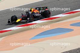 Sergio Perez (MEX) Red Bull Racing RB18. 10.03.2022. Formula 1 Testing, Sakhir, Bahrain, Day One.