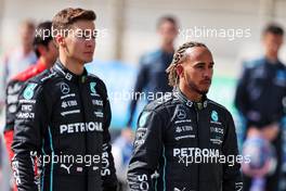 Lewis Hamilton (GBR) Mercedes AMG F1 and George Russell (GBR) Mercedes AMG F1. 10.03.2022. Formula 1 Testing, Sakhir, Bahrain, Day One.