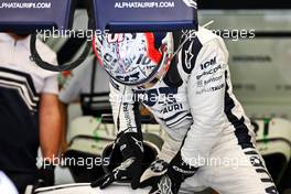 Pierre Gasly (FRA) AlphaTauri AT03. 10.03.2022. Formula 1 Testing, Sakhir, Bahrain, Day One.