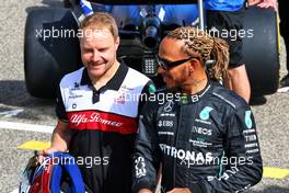 (L to R): Valtteri Bottas (FIN) Mercedes AMG F1 and Lewis Hamilton (GBR) Mercedes AMG F1. 10.03.2022. Formula 1 Testing, Sakhir, Bahrain, Day One.