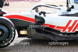Haas VF-22 detail. 10.03.2022. Formula 1 Testing, Sakhir, Bahrain, Day One.