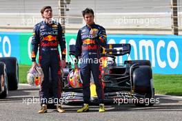 (L to R): Max Verstappen (NLD) Red Bull Racing and Sergio Perez (MEX) Red Bull Racing. 10.03.2022. Formula 1 Testing, Sakhir, Bahrain, Day One.