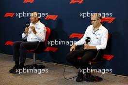 (L to R): Bruno Michel (FRA) F2 CEO with Stefano Domenicali (ITA) Formula One President and CEO - Formula Academy announcement. 18.11.2022. Formula 1 World Championship, Rd 22, Abu Dhabi Grand Prix, Yas Marina Circuit, Abu Dhabi, Practice Day.