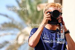 Alexander Albon (THA) Williams Racing. 18.11.2022. Formula 1 World Championship, Rd 22, Abu Dhabi Grand Prix, Yas Marina Circuit, Abu Dhabi, Practice Day.