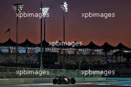 Carlos Sainz Jr (ESP) Ferrari F1-75. 18.11.2022. Formula 1 World Championship, Rd 22, Abu Dhabi Grand Prix, Yas Marina Circuit, Abu Dhabi, Practice Day.