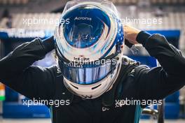 Logan Sargeant (USA) Williams Racing Academy Driver. 18.11.2022. Formula 1 World Championship, Rd 22, Abu Dhabi Grand Prix, Yas Marina Circuit, Abu Dhabi, Practice Day.