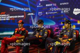 (L to R): Charles Leclerc (MON) Ferrari; Max Verstappen (NLD) Red Bull Racing; and Sergio Perez (MEX) Red Bull Racing, in the post race FIA Press Conference. 20.11.2022. Formula 1 World Championship, Rd 22, Abu Dhabi Grand Prix, Yas Marina Circuit, Abu Dhabi, Race Day.