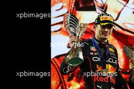 1st place Max Verstappen (NLD) Red Bull Racing and 3rd place Sergio Perez (MEX) Red Bull Racing. 20.11.2022. Formula 1 World Championship, Rd 22, Abu Dhabi Grand Prix, Yas Marina Circuit, Abu Dhabi, Race Day.
