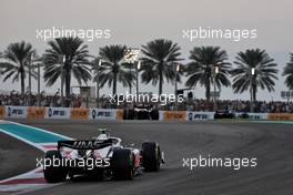 Mick Schumacher (GER) Haas VF-22. 20.11.2022. Formula 1 World Championship, Rd 22, Abu Dhabi Grand Prix, Yas Marina Circuit, Abu Dhabi, Race Day.
