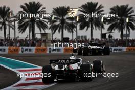 Kevin Magnussen (DEN) Haas VF-22. 20.11.2022. Formula 1 World Championship, Rd 22, Abu Dhabi Grand Prix, Yas Marina Circuit, Abu Dhabi, Race Day.