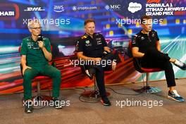 (L to R): Mike Krack (LUX) Aston Martin F1 Team, Team Principal; Christian Horner (GBR) Red Bull Racing Team Principal; and Laurent Rossi (FRA) Alpine Chief Executive Office, in the FIA Press Conference. 19.11.2022. Formula 1 World Championship, Rd 22, Abu Dhabi Grand Prix, Yas Marina Circuit, Abu Dhabi, Qualifying Day.