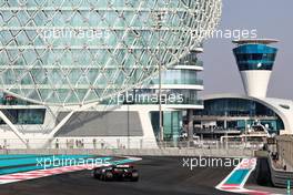 Guanyu Zhou (CHN) Alfa Romeo F1 Team C42. 19.11.2022. Formula 1 World Championship, Rd 22, Abu Dhabi Grand Prix, Yas Marina Circuit, Abu Dhabi, Qualifying Day.