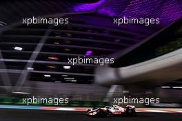 Mick Schumacher (GER) Haas VF-22. 19.11.2022. Formula 1 World Championship, Rd 22, Abu Dhabi Grand Prix, Yas Marina Circuit, Abu Dhabi, Qualifying Day.