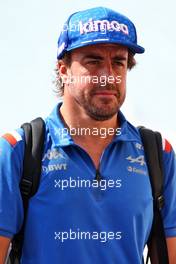 Fernando Alonso (ESP) Alpine F1 Team. 19.11.2022. Formula 1 World Championship, Rd 22, Abu Dhabi Grand Prix, Yas Marina Circuit, Abu Dhabi, Qualifying Day.