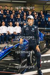 Alexander Albon (THA) Williams Racing at a team photograph. 19.11.2022. Formula 1 World Championship, Rd 22, Abu Dhabi Grand Prix, Yas Marina Circuit, Abu Dhabi, Qualifying Day.