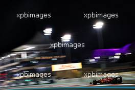 Carlos Sainz Jr (ESP) Ferrari F1-75. 19.11.2022. Formula 1 World Championship, Rd 22, Abu Dhabi Grand Prix, Yas Marina Circuit, Abu Dhabi, Qualifying Day.