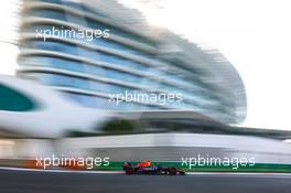 Max Verstappen (NLD), Red Bull Racing  19.11.2022. Formula 1 World Championship, Rd 22, Abu Dhabi Grand Prix, Yas Marina Circuit, Abu Dhabi, Qualifying Day.