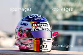 The helmet of Fernando Alonso (ESP) Alpine F1 Team. 17.11.2022. Formula 1 World Championship, Rd 22, Abu Dhabi Grand Prix, Yas Marina Circuit, Abu Dhabi, Preparation Day.