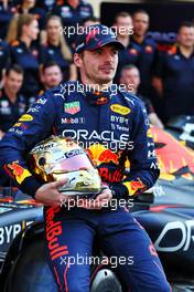 Max Verstappen (NLD) Red Bull Racing at a team photograph. 17.11.2022. Formula 1 World Championship, Rd 22, Abu Dhabi Grand Prix, Yas Marina Circuit, Abu Dhabi, Preparation Day.