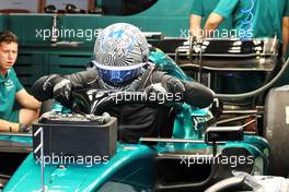 Fernando Alonso (ESP) Aston Martin F1 Team AMR22. 22.11.2022. Formula 1 Testing, Yas Marina Circuit, Abu Dhabi, Tuesday.