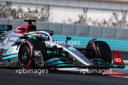 JÃ¼ri Vips (EST), Mercedes AMG F1  22.11.2022. Formula 1 Testing, Yas Marina Circuit, Abu Dhabi, Tuesday.
