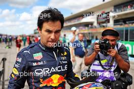 Sergio Perez (MEX) Red Bull Racing on the grid. 23.10.2022. Formula 1 World Championship, Rd 19, United States Grand Prix, Austin, Texas, USA, Race Day.