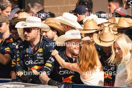 Geri Horner (GBR) Singer celebrates victory with the Red Bull Racing team. 23.10.2022. Formula 1 World Championship, Rd 19, United States Grand Prix, Austin, Texas, USA, Race Day.