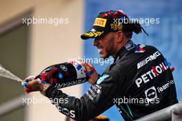 Lewis Hamilton (GBR) Mercedes AMG F1 celebrates his second position on the podium. 23.10.2022. Formula 1 World Championship, Rd 19, United States Grand Prix, Austin, Texas, USA, Race Day.