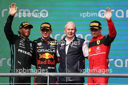 1st place Max Verstappen (NLD) Red Bull Racing, 2nd place Lewis Hamilton (GBR) Mercedes AMG F1 and 3rd place Charles Leclerc (MON) Ferrari F1-75, Dr Helmut Marko (AUT) Red Bull Motorsport Consultant . 23.10.2022. Formula 1 World Championship, Rd 19, United States Grand Prix, Austin, Texas, USA, Race Day.