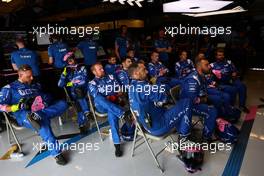 Alpine mechanics in the garage. 23.10.2022. Formula 1 World Championship, Rd 19, United States Grand Prix, Austin, Texas, USA, Race Day.