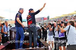(L to R): Max Verstappen (NLD) Red Bull Racing with team mate Sergio Perez (MEX) Red Bull Racing on the drivers parade. 23.10.2022. Formula 1 World Championship, Rd 19, United States Grand Prix, Austin, Texas, USA, Race Day.
