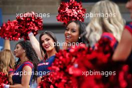 Houston Texans Cheerleaders on the drivers parade. 23.10.2022. Formula 1 World Championship, Rd 19, United States Grand Prix, Austin, Texas, USA, Race Day.